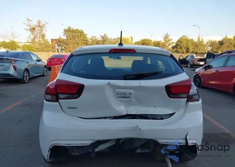 2023 Kia Rio 5-Door S из США, поврежденный, VIN 3KPA25AD3PE628908